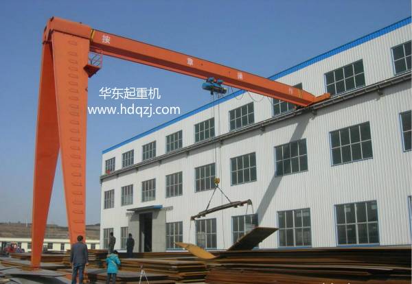 MHB型半门式起重机图片