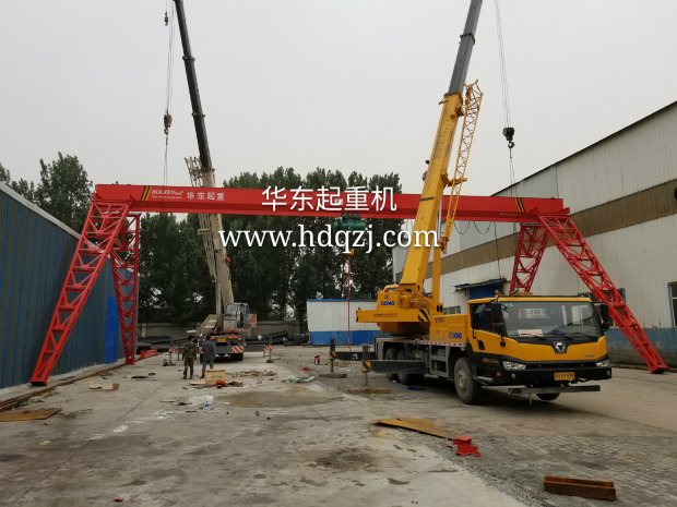 MH型10T-22M电动葫芦门式起重机
